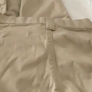 Wrangler Tan Slacks size 6 x36 inseam/ Flat front 2 pocket pants EUC